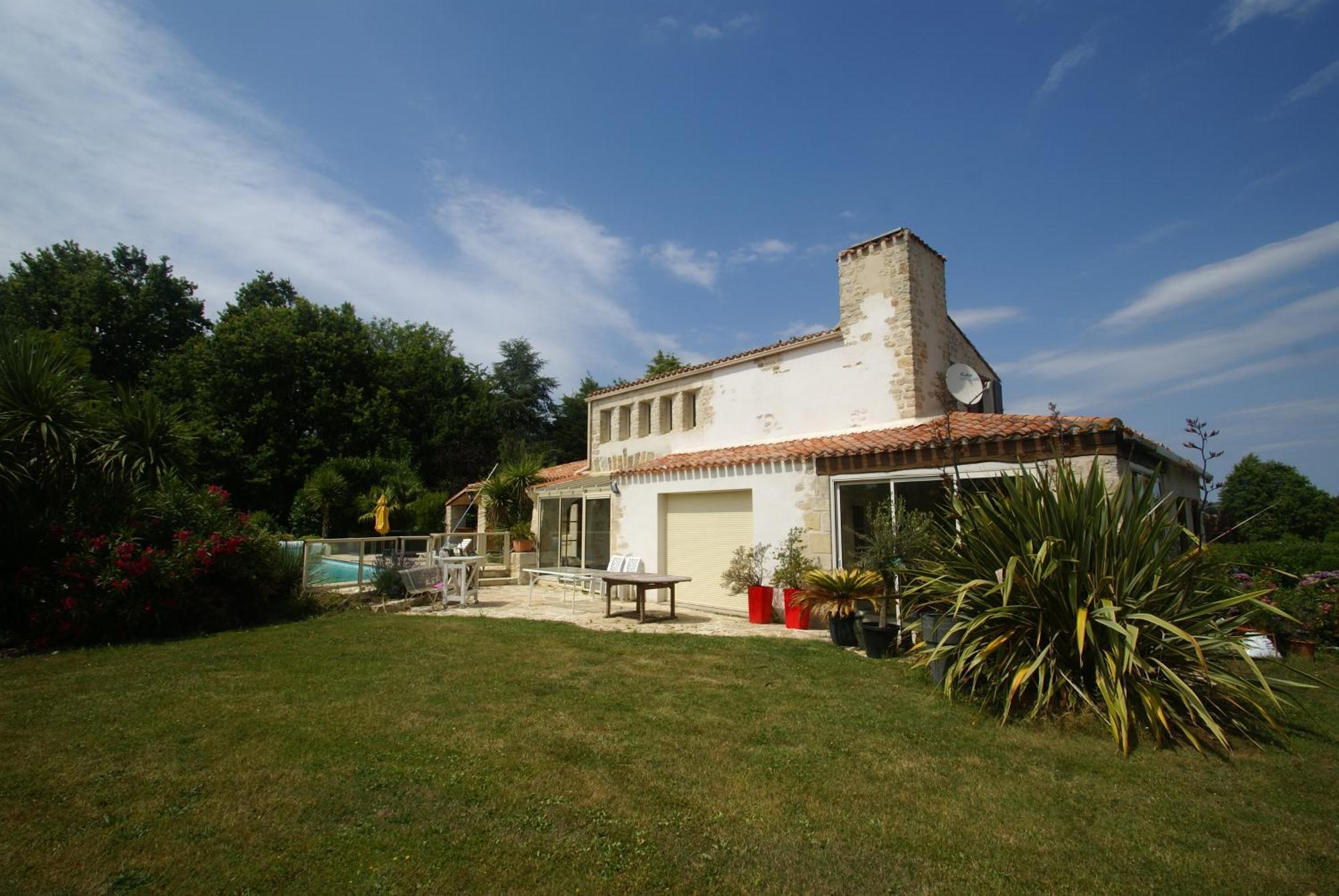 Villa Pietra Le Boupere Exterior photo